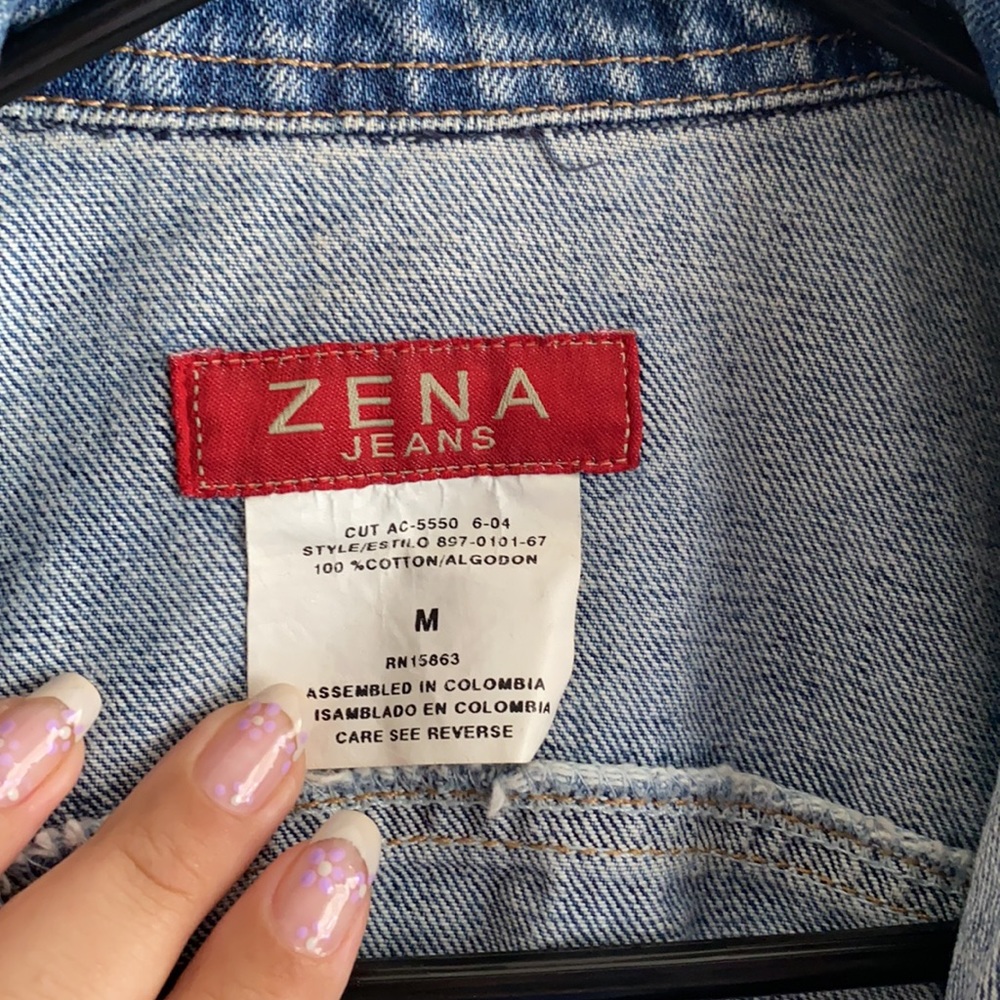 Denim jacket - Picture 2 of 5